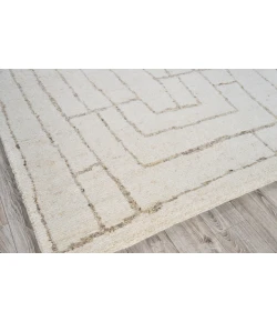 Exquisite Rugs Tahoe White/Beige 55571X16 1ft.X1ft.6in. Rect. Rug