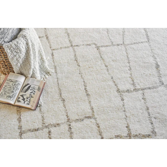 Exquisite Rugs Tahoe White/Beige 55571X16 1ft.X1ft.6in. Rect. Rug