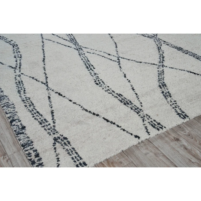 Exquisite Rugs Tahoe Ivory/Black 55601X16 1ft.X1ft.6in. Rect. Rug