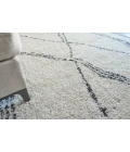 Exquisite Rugs Tahoe Ivory/Black 55601X16 1ft.X1ft.6in. Rect. Rug