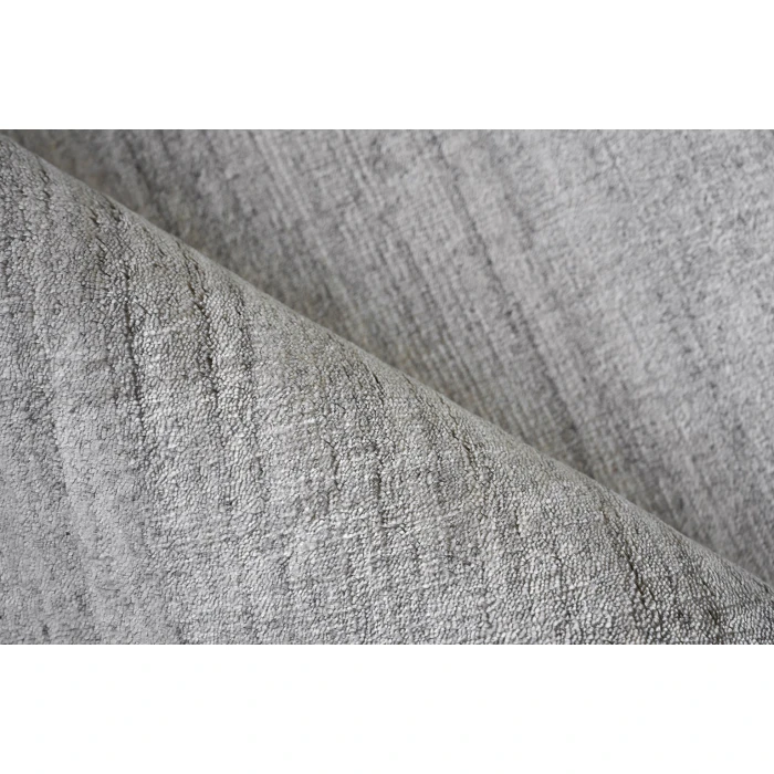 Exquisite Rugs Sanctuary Light Silver 56231X16 1ft.X1ft.6in. Rect. Rug