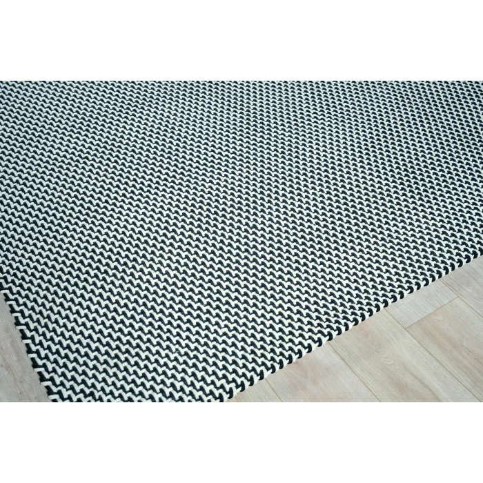Exquisite Rugs Harbor White/Black 60432X3 2ft.X3ft. Rect. Rug