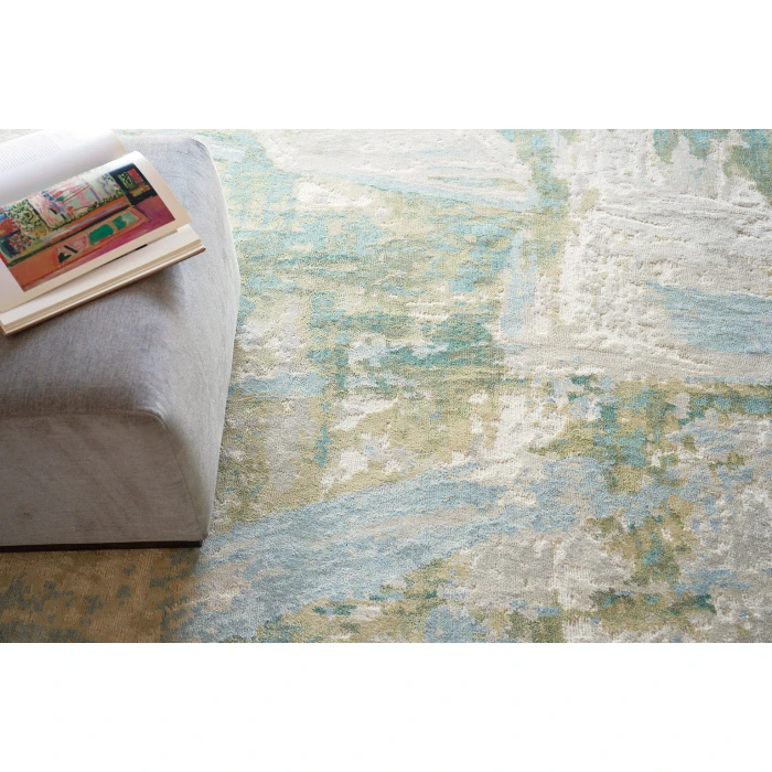 Exquisite Rugs Luxury Laureno Ivory/Green 63141X16 1ft.X1ft.6in. Rect. Rug