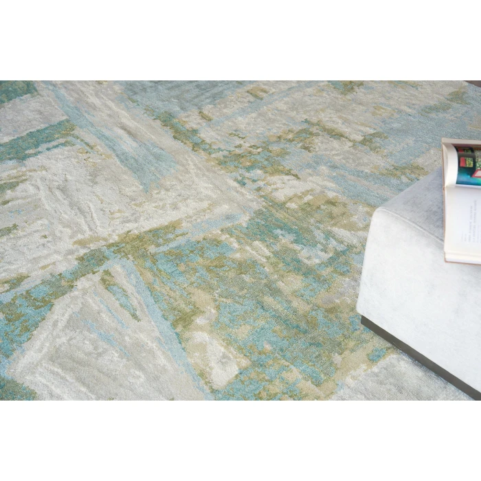 Exquisite Rugs Luxury Laureno Ivory/Green 63141X16 1ft.X1ft.6in. Rect. Rug