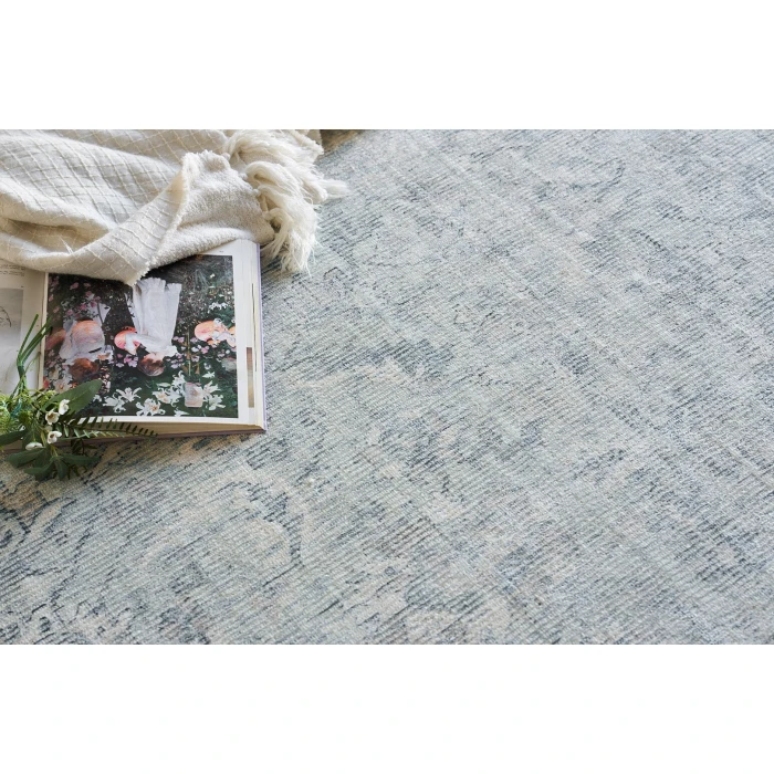 Exquisite Rugs Tuscany Ivory/Blue 634114X18 14ft.X18ft. Rect. Rug