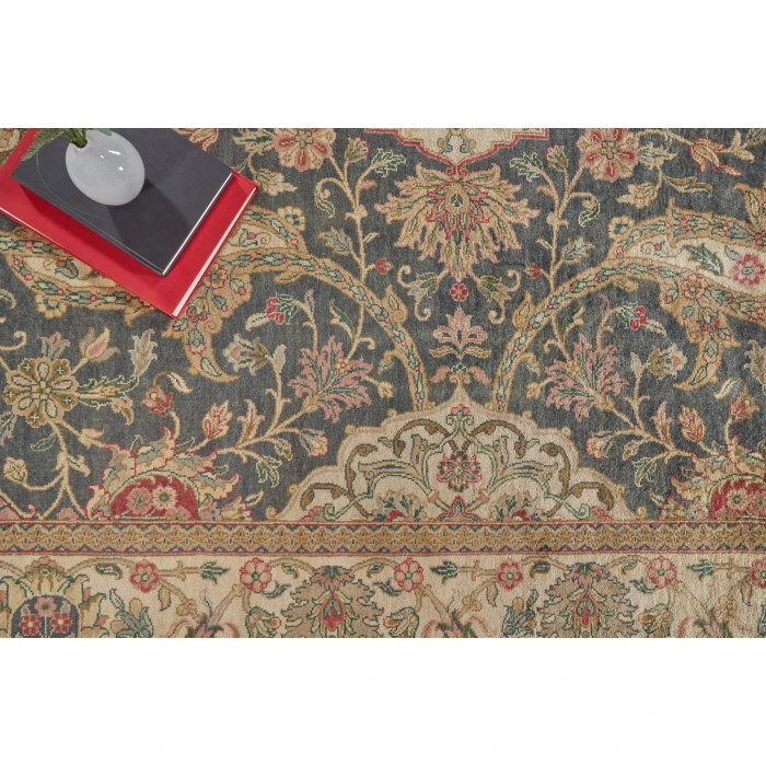 Exquisite Rugs Polonaise Black 655826X126 2ft.6in.X12ft.6in. Rect. Rug