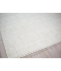 Exquisite Rugs Camora Modern White 67522X3 2ft.X3ft. Rect. Rug