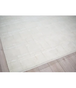 Exquisite Rugs Camora Modern White 67522X3 2ft.X3ft. Rect. Rug