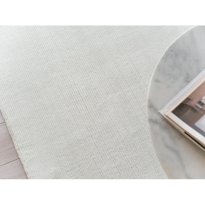Exquisite Rugs Pavia Modern White 67572X3 2ft.X3ft. Rect. Rug
