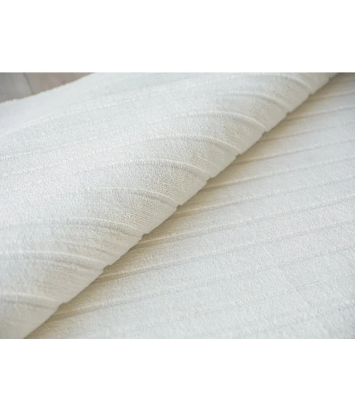Exquisite Rugs Amani Modern White 67634X6 4ft.X6ft. Rect. Rug