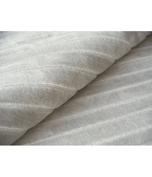 Exquisite Rugs Amani Modern Light Silver 67644X6 4ft.X6ft. Rect. Rug