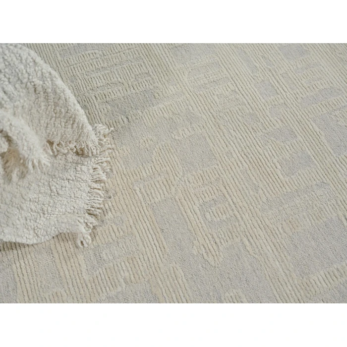 Exquisite Rugs Aspen Silver/Ivory 68281X16 1ft.X1ft.6in. Rect. Rug