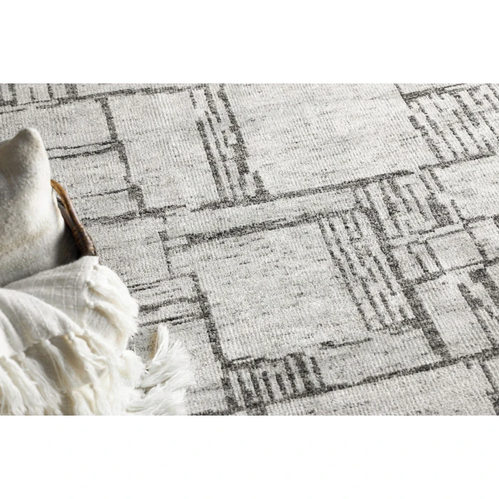 Exquisite Rugs Aldridge Ivory/Charcoal 683012X15 12ft.X15ft. Rect. Rug