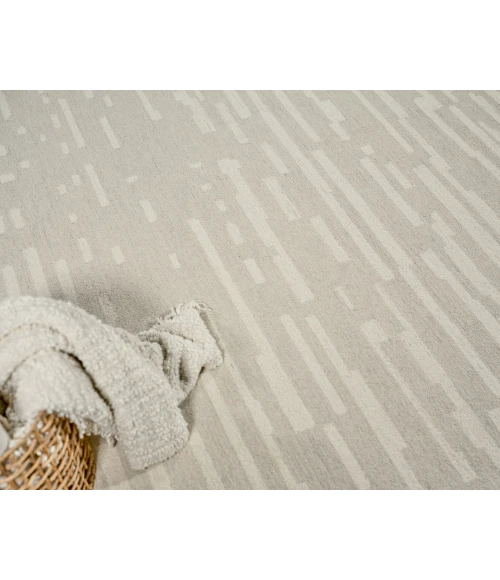 Exquisite Rugs Carmel Silver/Ivory 68605X8 5ft.X8ft. Rect. Rug