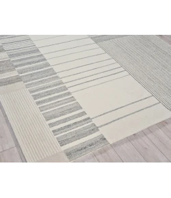 Exquisite Rugs Castine Silver/Ivory 687510X14 10ft.X14ft. Rect. Rug
