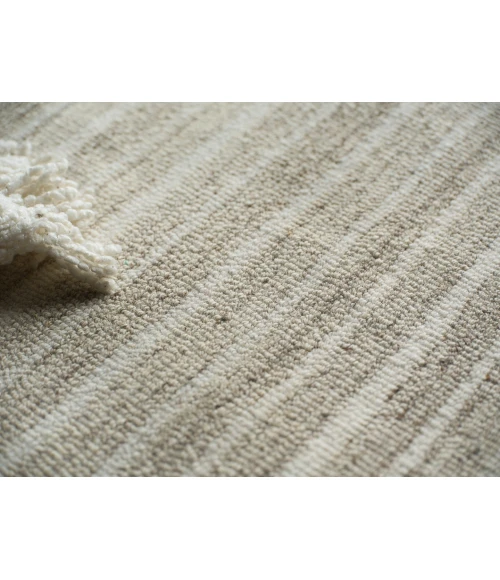 Exquisite Rugs Dusseldorf Beige/Ivory 734114X18 14ft.X18ft. Rect. Rug