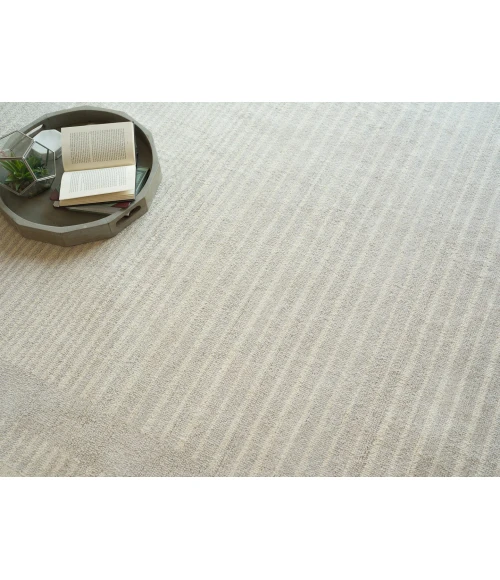 Exquisite Rugs Dusseldorf Silver/Ivory 734212X15 12ft.X15ft. Rect. Rug