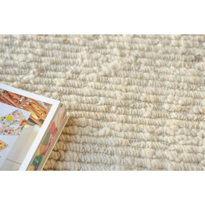 Exquisite Rugs Navarra Ivory 74608X10 8ft.X10ft. Rect. Rug