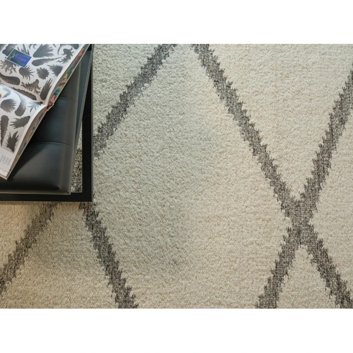 Exquisite Rugs Sunstone Ivory/Black 74906X9 6ft.X9ft. Rect. Rug