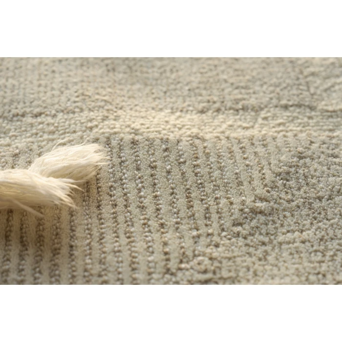 Exquisite Rugs Maddox Light Beige/Ivory 76128X10 8ft.X10ft. Rect. Rug