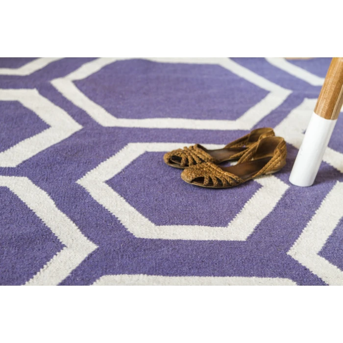 Exquisite Rugs Flatweave Purple/White 97005X8 5ft.X8ft. Rect. Rug