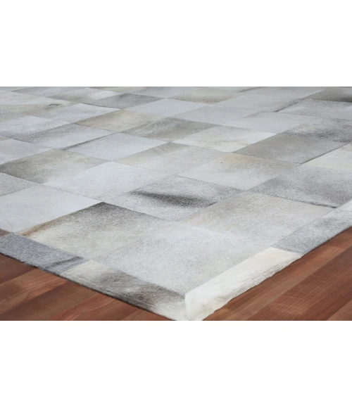 Exquisite Rugs Natural Hide Silver 975696X136 9ft.6in.X13ft.6in. Rect. Rug
