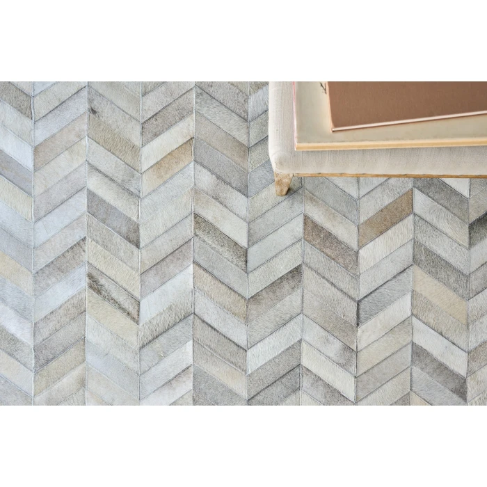 Exquisite Rugs Natural Hide White/Silver 9761116X146 11ft.6in.X14ft.6in. Rect. Rug