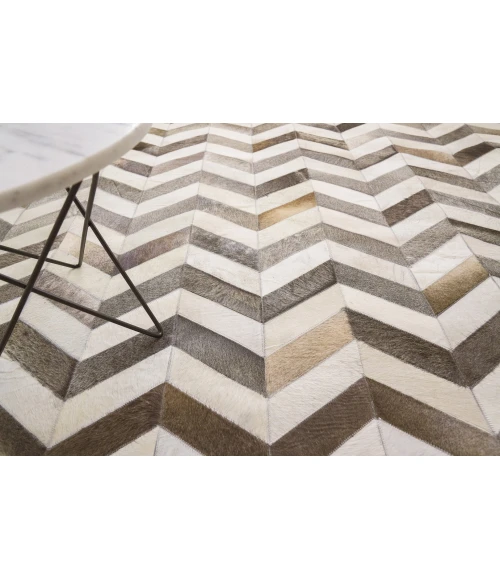 Exquisite Rugs Natural Hide White/Gray 97621X16 1ft.X1ft.6in. Rect. Rug