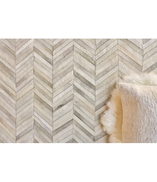 Exquisite Rugs Natural Hide Silver 990496X136 9ft.6in.X13ft.6in. Rect. Rug