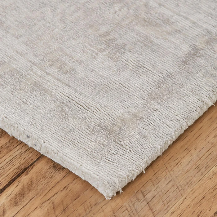 Feizy NADIA 8573F IN SILVER 5' x 8' Area Rug
