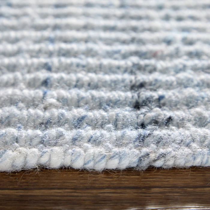 Feizy Limerick Blue/White T37T8022 3ft.6in. x 5ft.6in. Accent Rug Rug