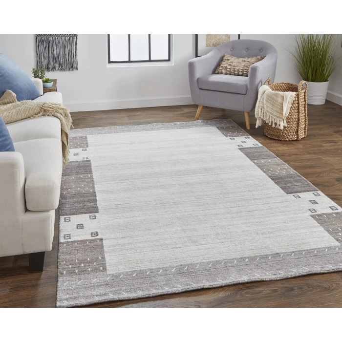 Feizy Legacy LIGHT GRAY 9836575F 2 ft. X 3 ft. Rectangle Rug