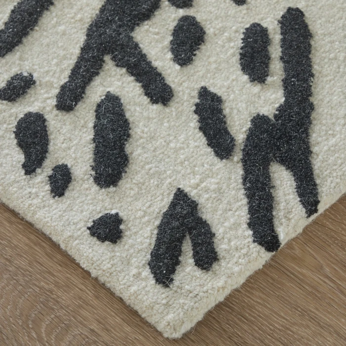 Feizy Winston Ivory/Black WNS8B06F 5ft. x 8ft. Rect. Rug
