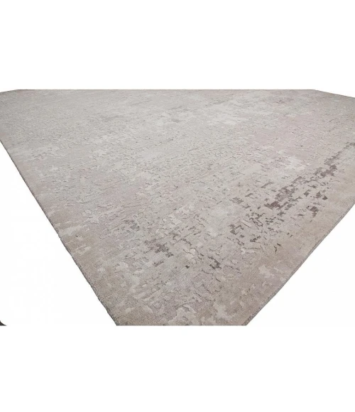 Harounian Fantasy White FA-630 8 ft. X 10 ft. Rectangle Rug