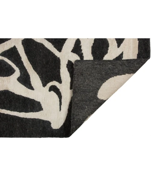 Harounian Spiral Black-White SP-04 6 ft. X 9 ft. Rectangle Rug