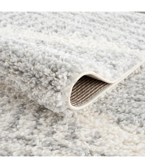Hauteloom Gala Gray HGACGALAB31 2ft.7in. x 7ft.3in. Rect. Rug