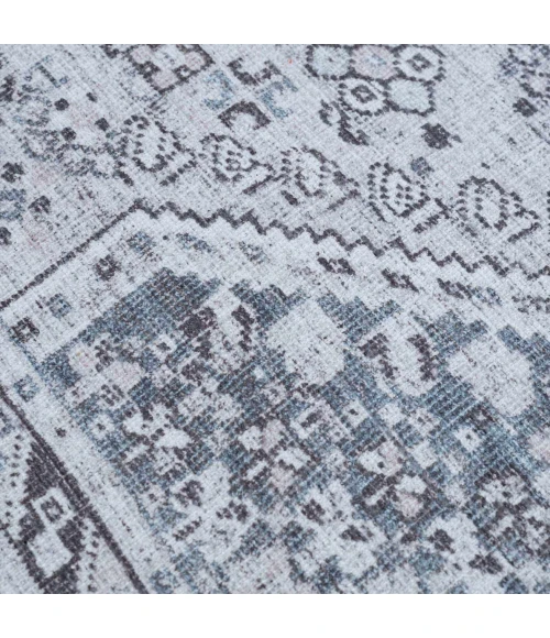 Hauteloom Barny Off White SAMABARNYA2 2ft.7in. x 7ft.10in. Rect. Rug