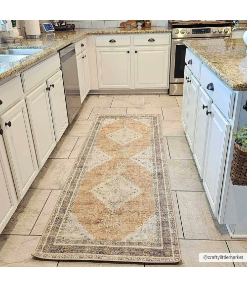 Hauteloom Albas Light Brown HCAHALBASA1 7ft.10in. x 10ft. Rect. Rug