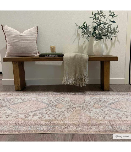 Hauteloom Analu Sand HCAHANALUA1 6ft.7in. x 9ft. Rect. Rug
