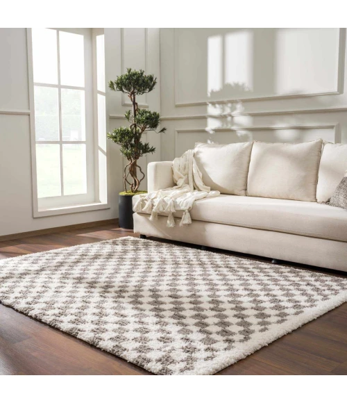 Hauteloom Ivrit Light Gray SBMMIVRITA2 2ft.7in. x 7ft.3in. Rect. Rug