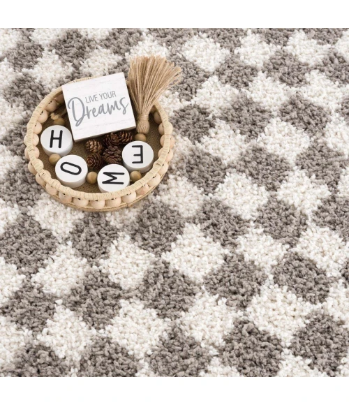 Hauteloom Ivrit Light Gray SBMMIVRITA2 2ft.7in. x 7ft.3in. Rect. Rug