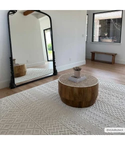 Hauteloom Drago White SLYBDRAGOA1 2ft.7in. x 7ft.2in. Rect. Rug