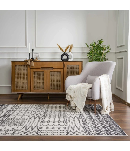Hauteloom Alamea Black CON 5ft.11in. Square Rug