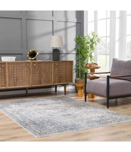 Hauteloom Gael Blue SLLIGAEL883 6ft.7in. Round Rug