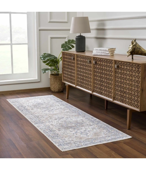 Hauteloom Ezri Peach SLLIEZRI890 2ft.7in. x 7ft.3in. Rect. Rug