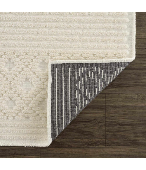 Hauteloom Drago White SLYBDRAGOA1 5ft. x 7ft.2in. Rect. Rug