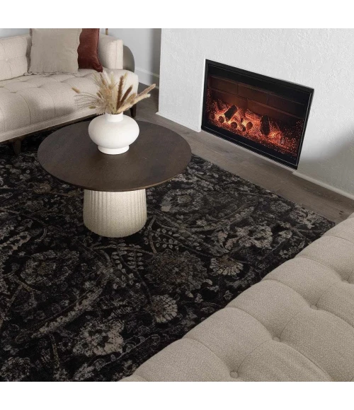 Hauteloom Owatonna Black OWAT 6ft.7in. x 9ft. Rect. Rug
