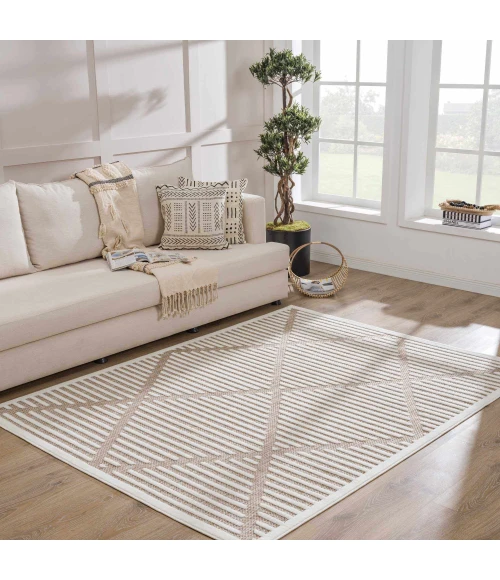 Hauteloom Anah Off White SSAMANAHEA3 6ft.7in. x 9ft. Rect. Rug