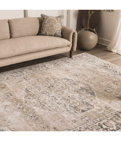 Hauteloom Rudo Light Brown SLLIRUDOAA1 2ft.7in. x 7ft.3in. Rect. Rug