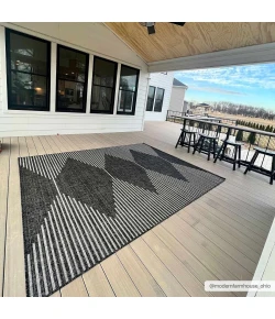 Hauteloom Stephan Charcoal STPPO 7ft.10in. Square Rug